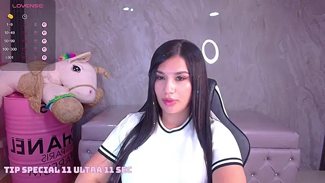 Violetta_jhonson_a's cam snapshot