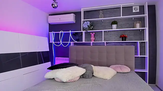 ChristyBrook live sex cam