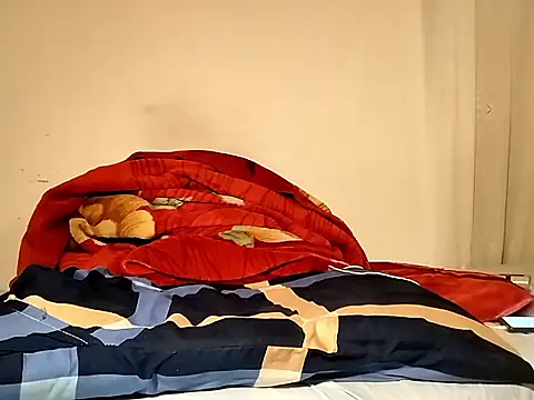 Kwasi-a live sex cam