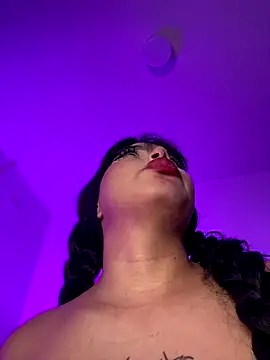 lucialauper_'s cam snapshot