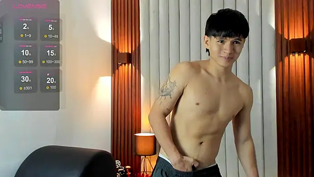Ryo_kush live sex cam