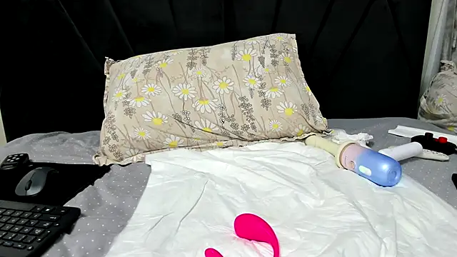 wowsquirtx's cam snapshot