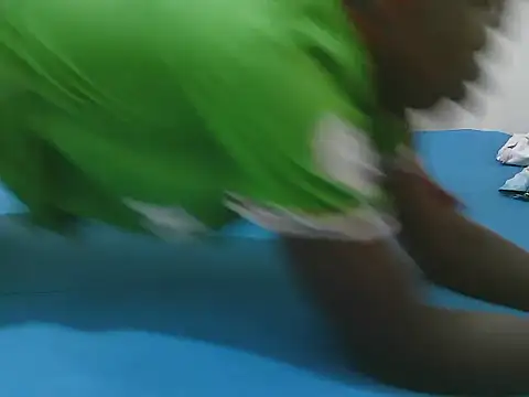 pretty_viel's cam snapshot