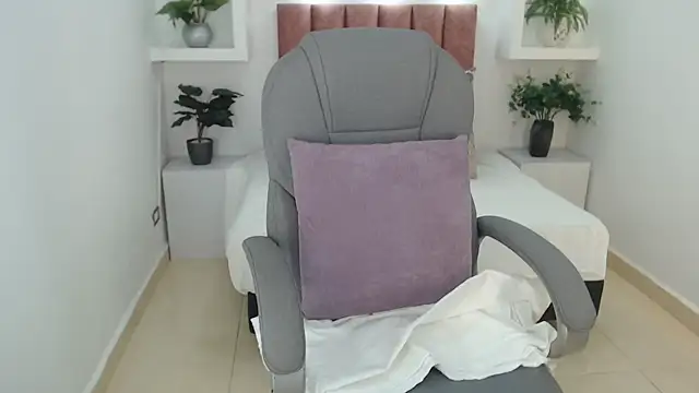 valery_aranch1's cam snapshot