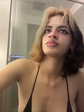 sukulaurens live sex cam