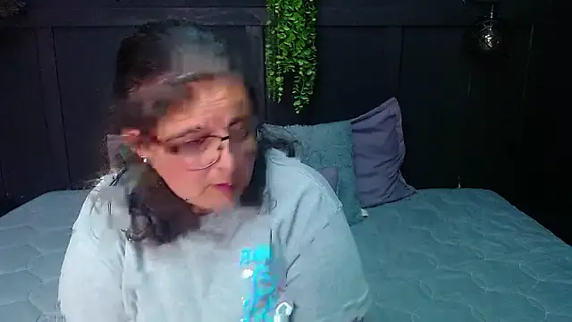 Linda_banks_ live sex cam