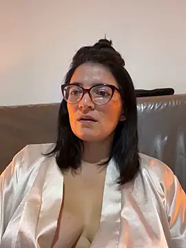 adriana71 live sex cam