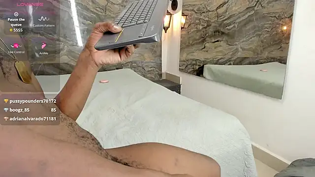 kaleb_violeta_1 live sex cam