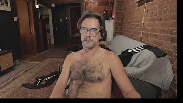 Johnny_Bottoms live sex cam