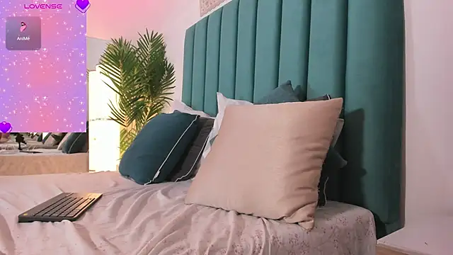 Lady_Fox69_ live sex cam