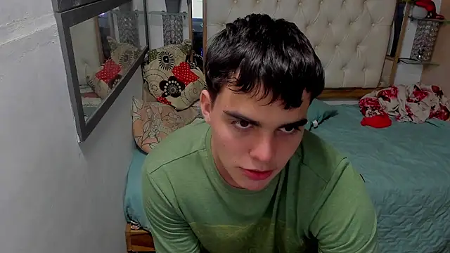 heiker_ live sex cam