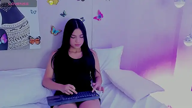 ScarlettOverki's cam snapshot