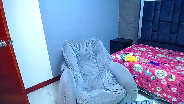 sanabrl_tits's cam snapshot