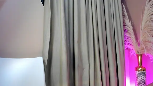 TrixieRayy's cam snapshot