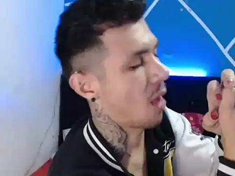 damiansexyboy69's cam snapshot