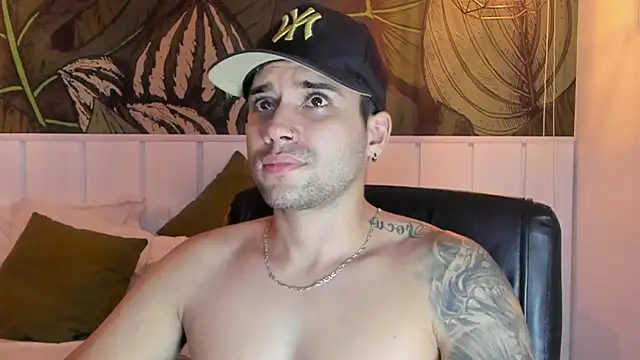 Mike_montoya01's cam snapshot