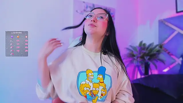 lucy_neil's cam snapshot