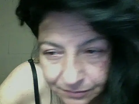 straichathot_08's cam snapshot