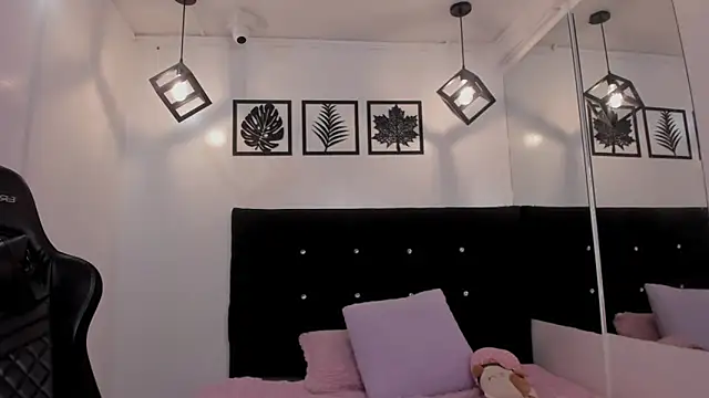 Abby_Piink's cam snapshot