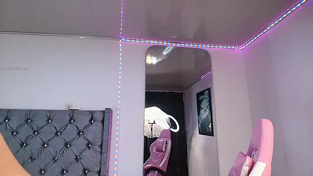 GraceWallace_'s cam snapshot