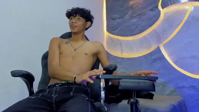 Sex_Boy_33_ live sex cam