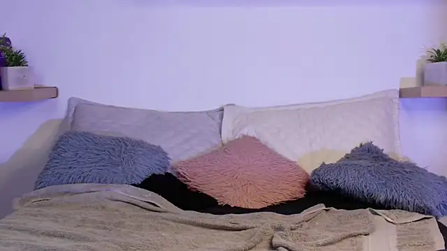 estrella_gold's cam snapshot