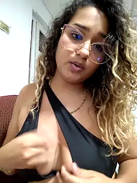 BrendaGirs's cam snapshot