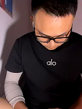 lixiaoshuai8 live sex cam