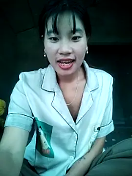 sukanaka99 live sex cam