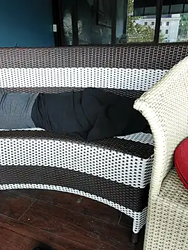 Love-public's cam snapshot