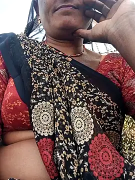 Quin_love143's cam snapshot