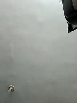 miss_berlyn's cam snapshot