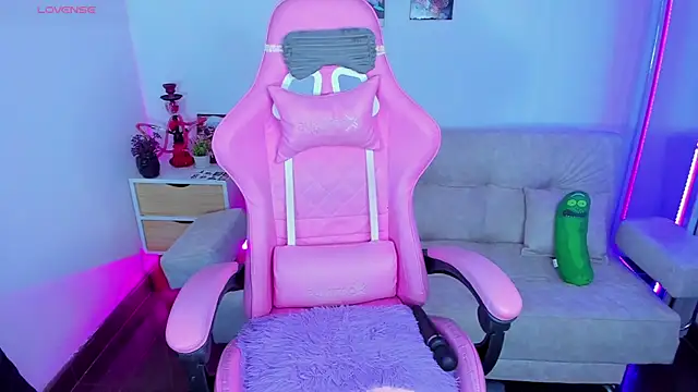 adri_tom44's cam snapshot