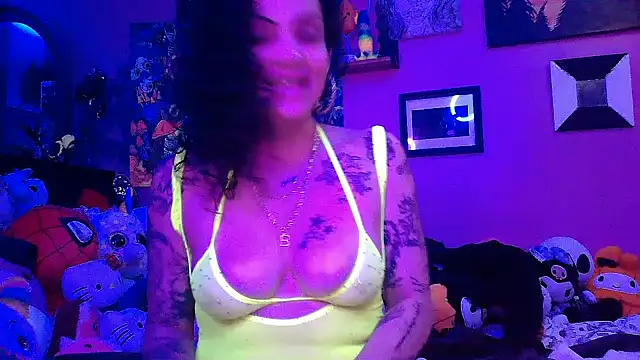 Av3ryyBe3's cam snapshot