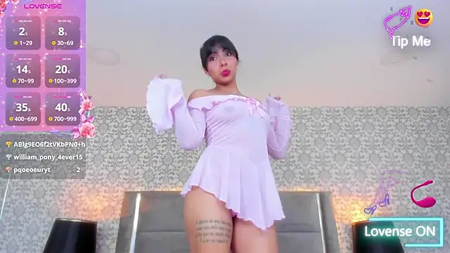 KoralBlum's cam snapshot