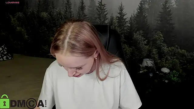 Carol__Cox's cam snapshot