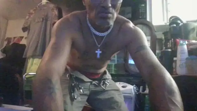 badboy2u2025 live sex cam