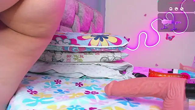 Alhara_Luna's cam snapshot