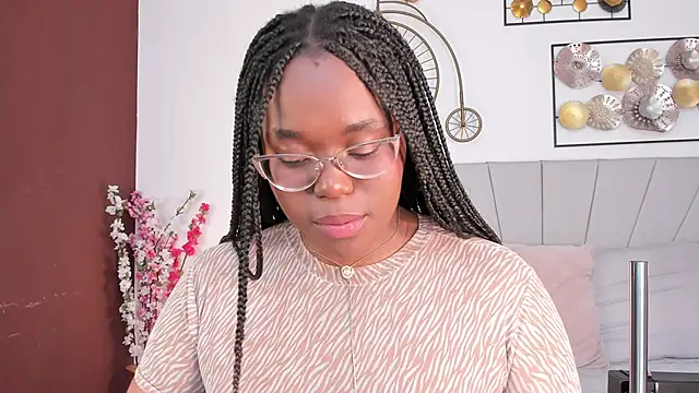 Makena_gh's cam snapshot