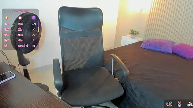 SashaSmithh1's cam snapshot