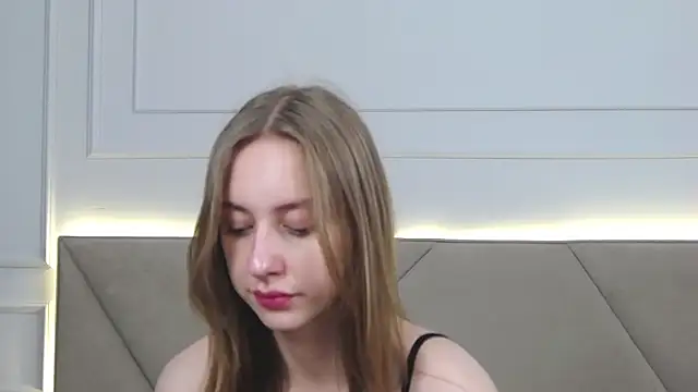 RachaelCute's cam snapshot