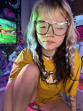 Cutiepiespanks live sex cam