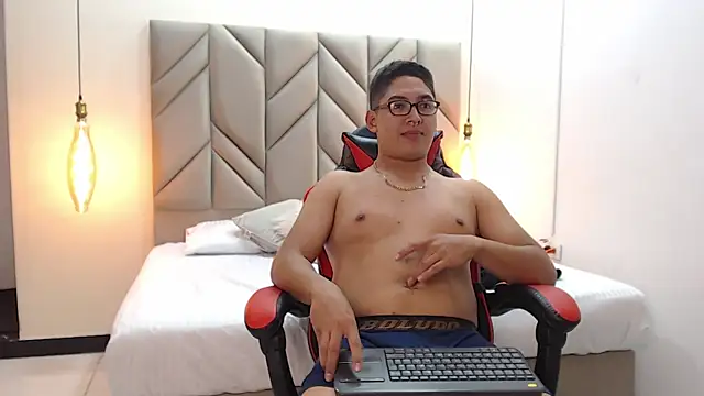 DanteVoss's cam snapshot