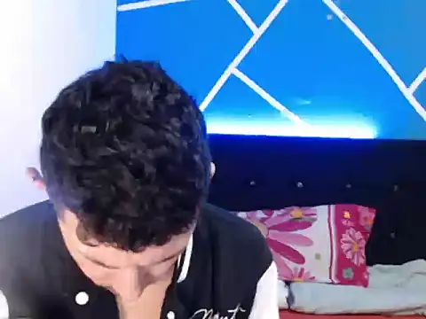 damiansexyboy69's cam snapshot