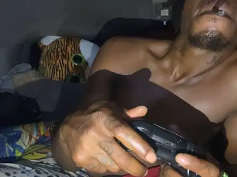 SlimeCrownzOut5's cam snapshot