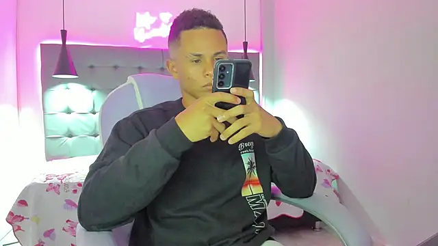 Liams18's cam snapshot