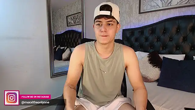 MaxxiCruzz's cam snapshot