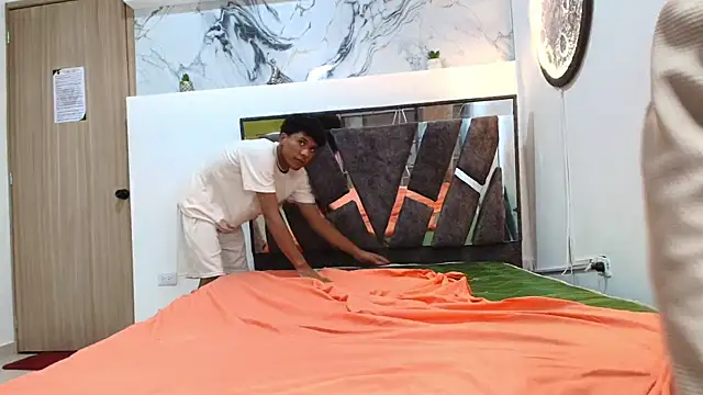 LONDON_BOYS1's cam snapshot