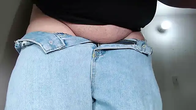 EmmyHornyDirty live sex cam