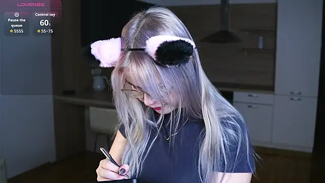 DonnetteShaban's cam snapshot